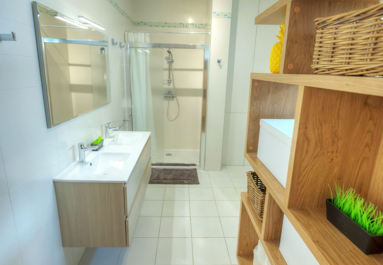 Apartamento en Sliema - Seaview terrace, 2bedrooms, communal pool COGO1-1