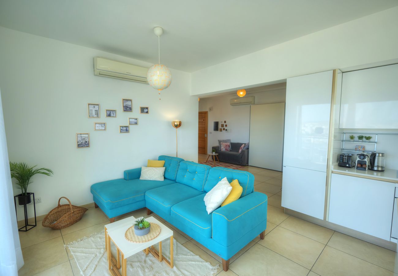 Apartamento en Sliema - Seaview terrace, 2bedrooms, communal pool COGO1-1