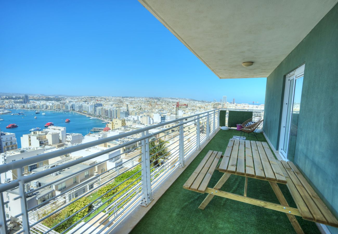 Apartamento en Sliema - Seaview terrace, 2bedrooms, communal pool COGO1-1