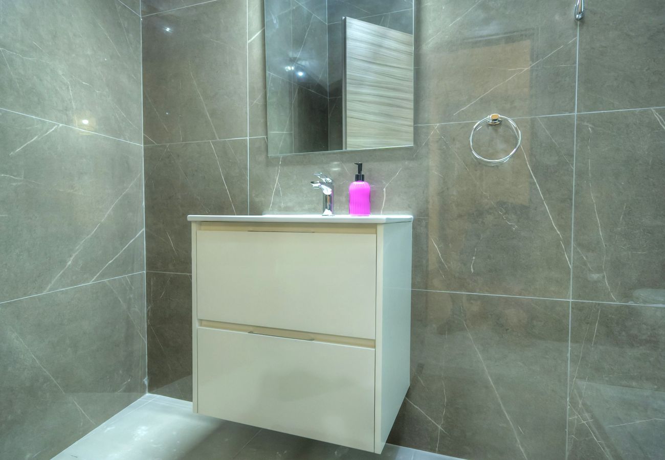Apartamento en Msida - Spacious, bright & modern 3 bedrooms,  APIC1-1