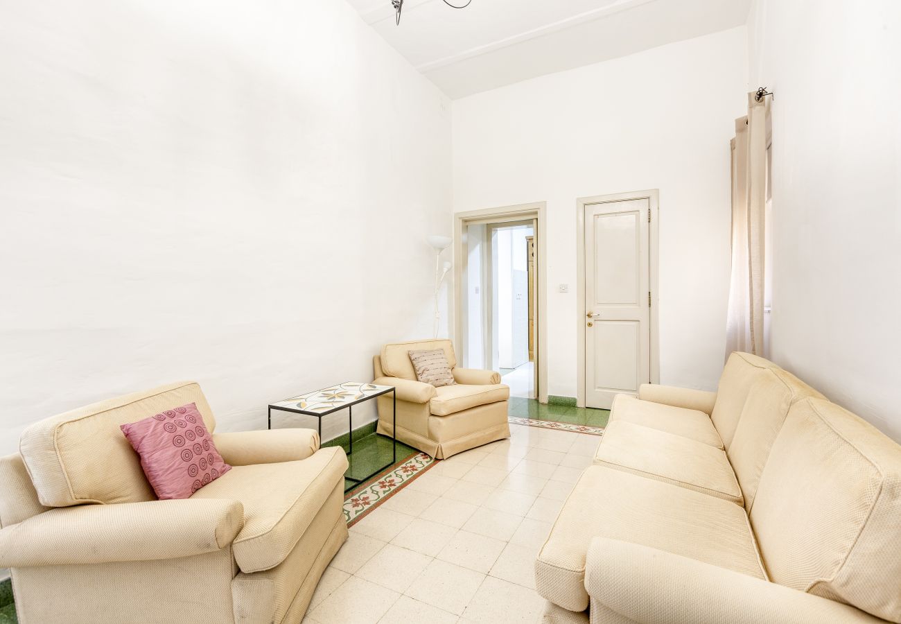 Casa adosada en Floriana - Enormous luxury 3-storey townhouse, rooftop EGAS1-1