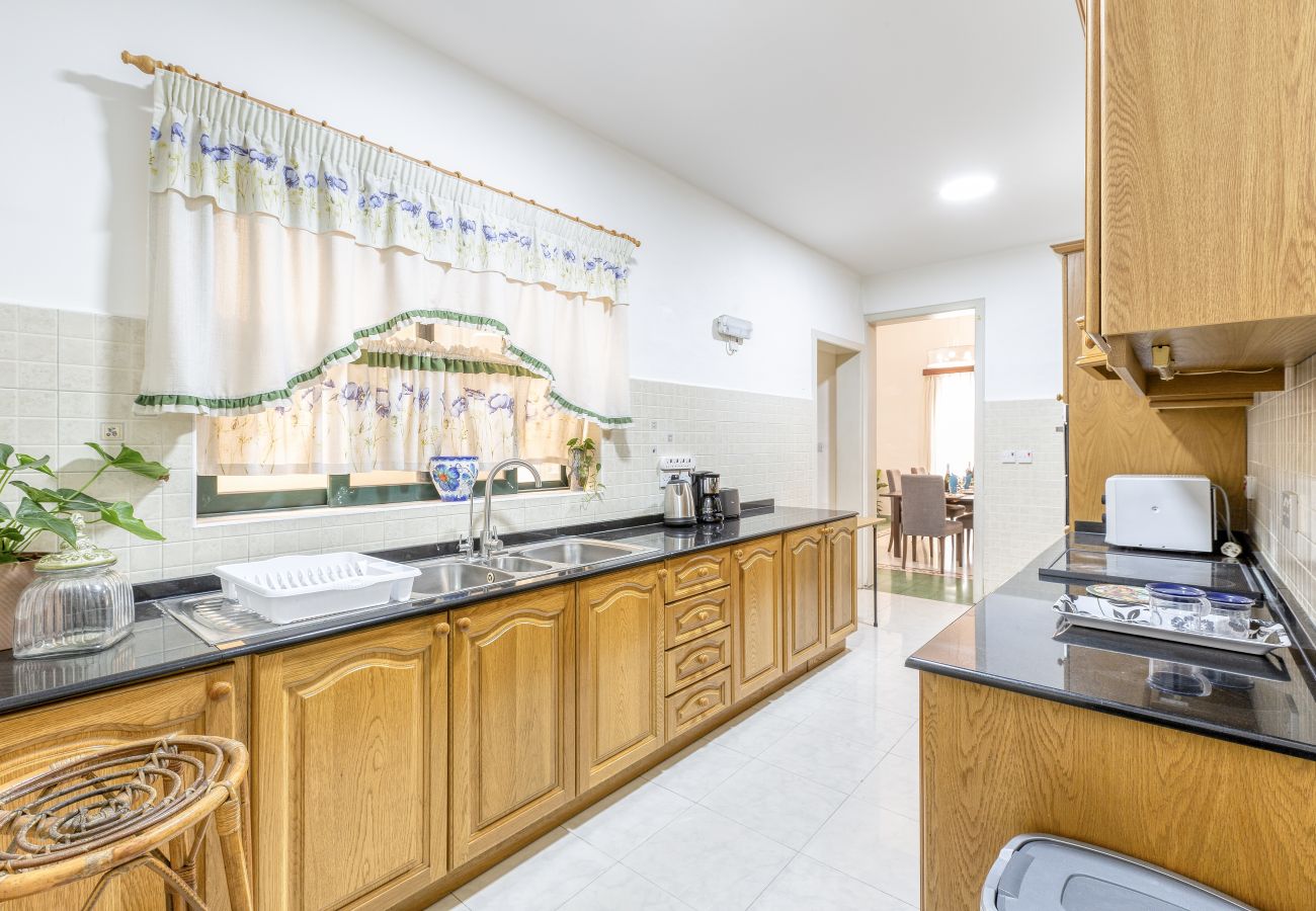 Casa adosada en Floriana - Enormous luxury 3-storey townhouse, rooftop EGAS1-1