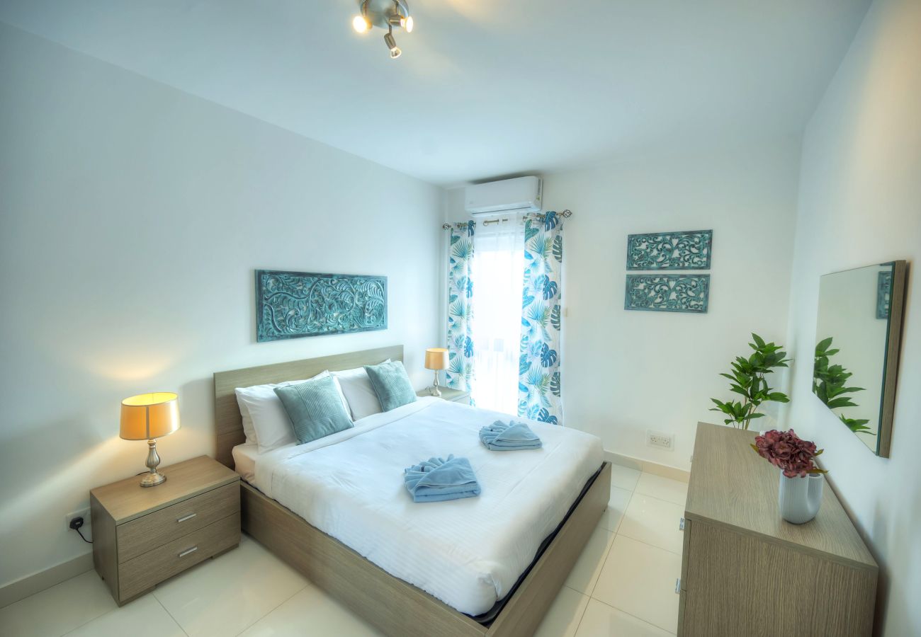 Apartamento en Sliema - Modern, large 3bedroom, spectacular views GOSLM-9