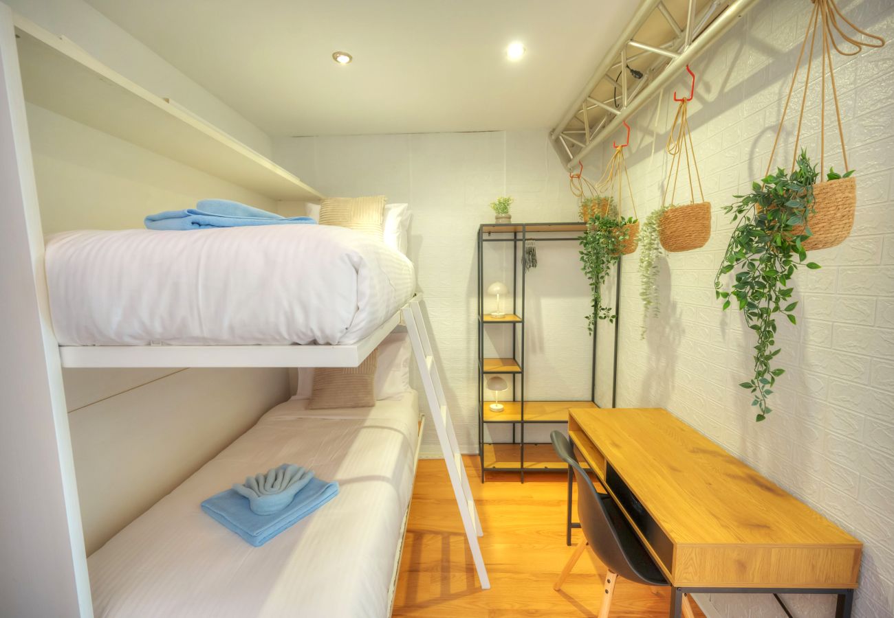 Apartamento en Sliema - Cozy 2bedroom seafront apartment, balcony GOSLM-10