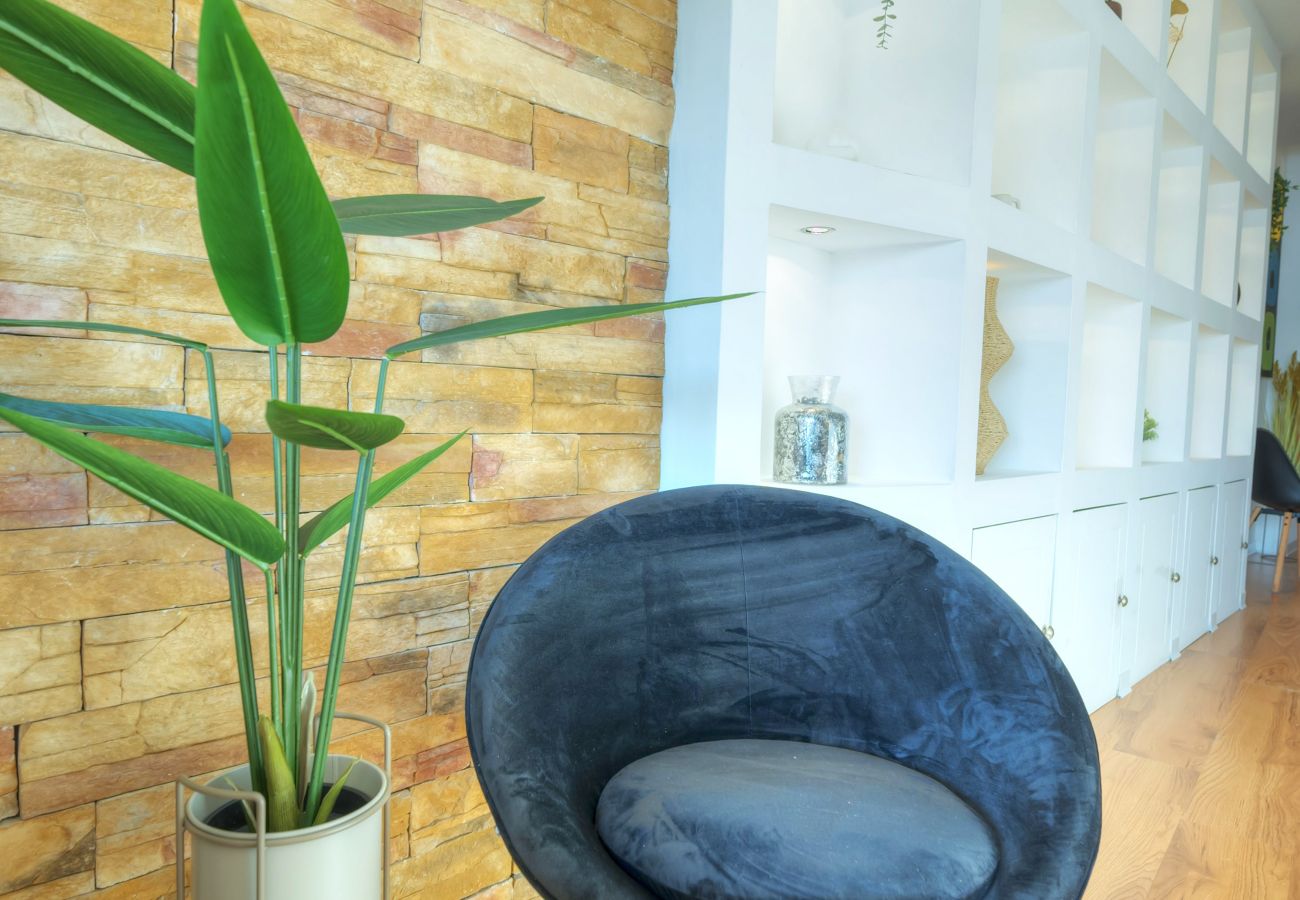Apartamento en Sliema - Cozy 2bedroom seafront apartment, balcony GOSLM-10