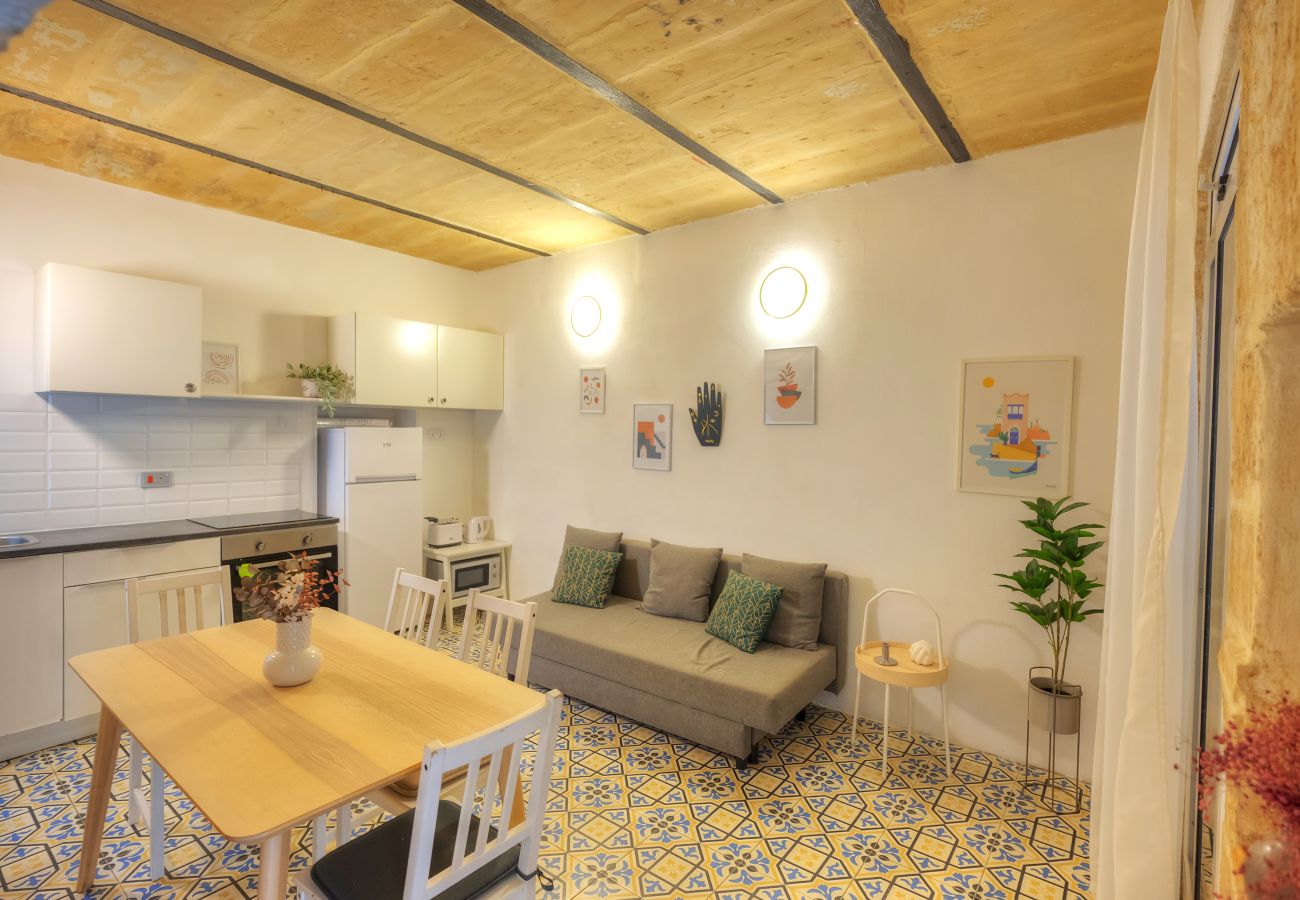 Casa adosada en Valletta - Charming 2bedroom townhouse Valletta center KBUT1-1