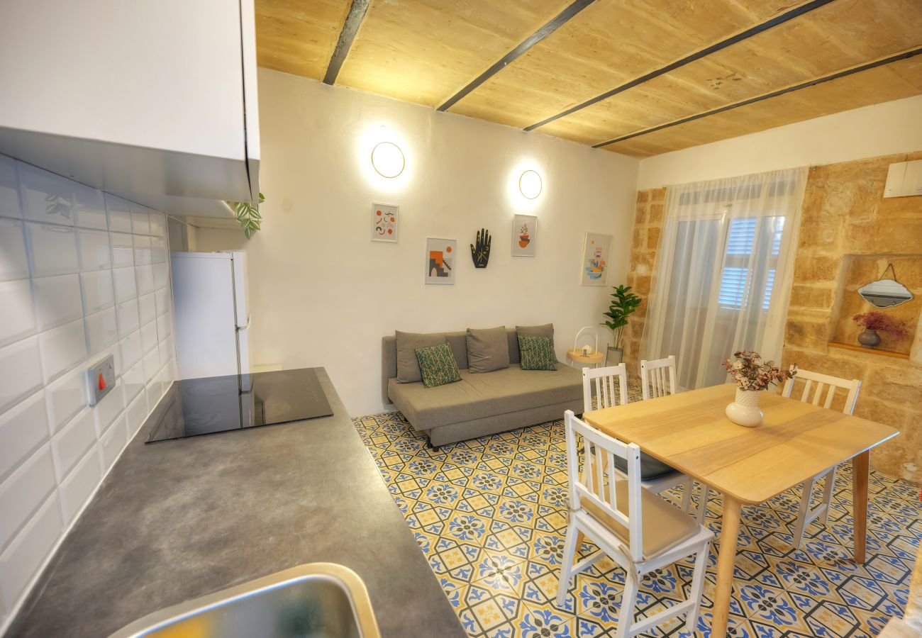 Casa adosada en Valletta - Charming 2bedroom townhouse Valletta center KBUT1-1