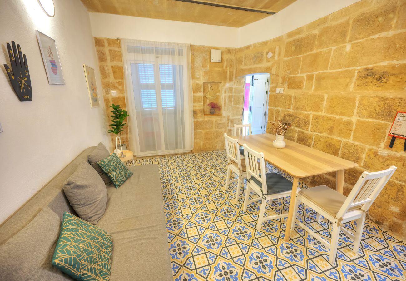 Casa adosada en Valletta - Charming 2bedroom townhouse Valletta center KBUT1-1