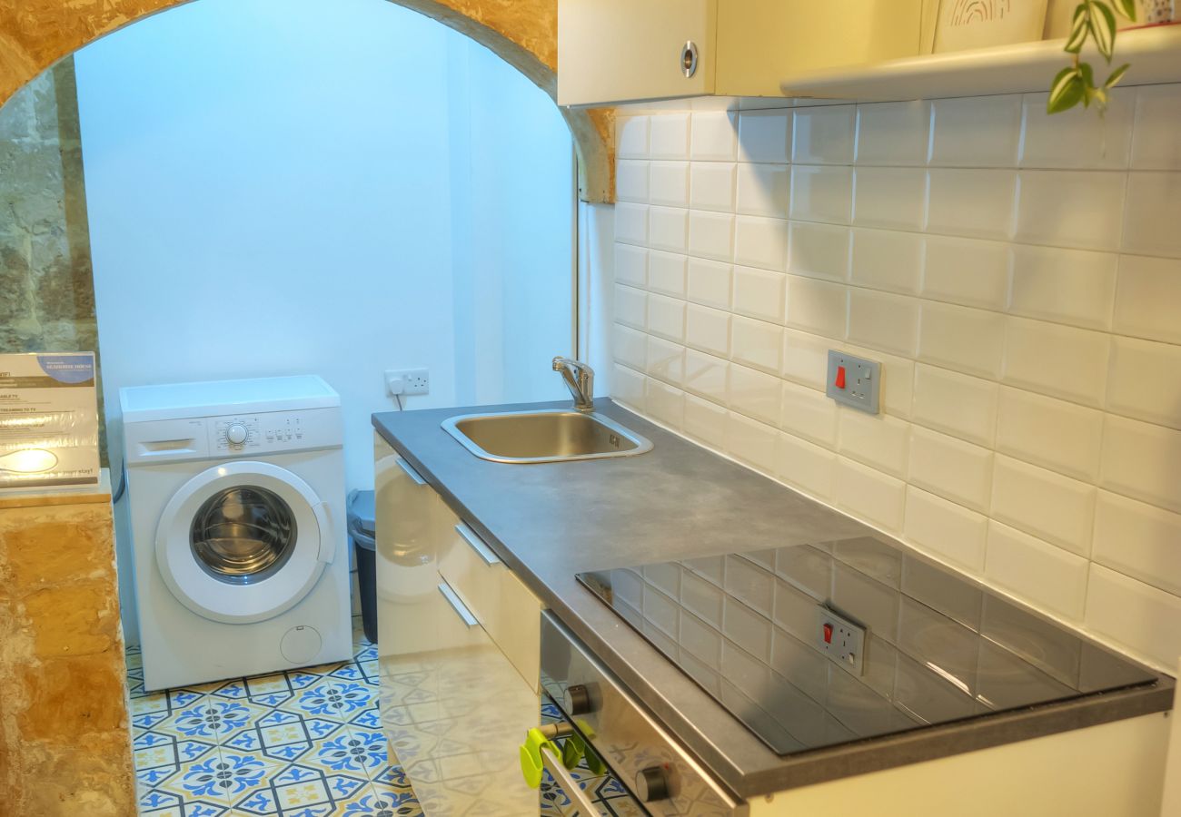 Casa adosada en Valletta - Charming 2bedroom townhouse Valletta center KBUT1-1