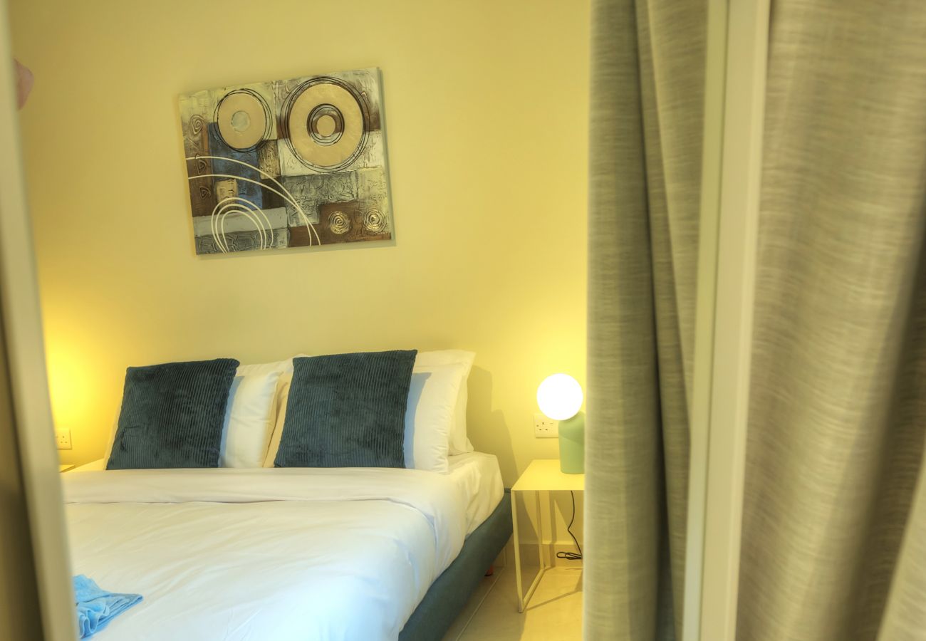Apartamento en Gzira - Luxury&stylish 2bedroom seafront, balcony GOGZR-4