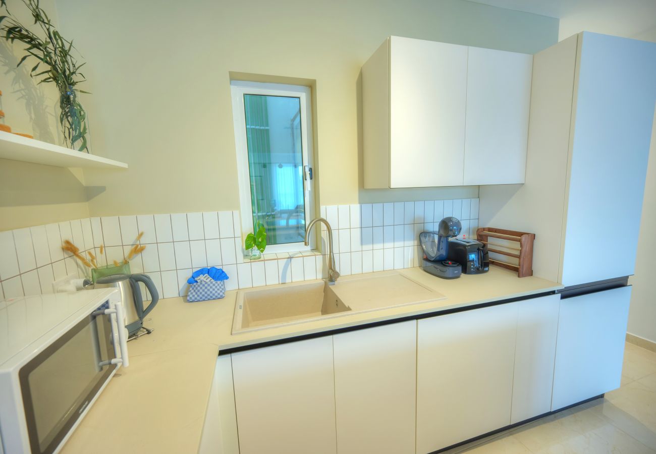 Apartamento en Gzira - Luxury&stylish 2bedroom seafront, balcony GOGZR-4