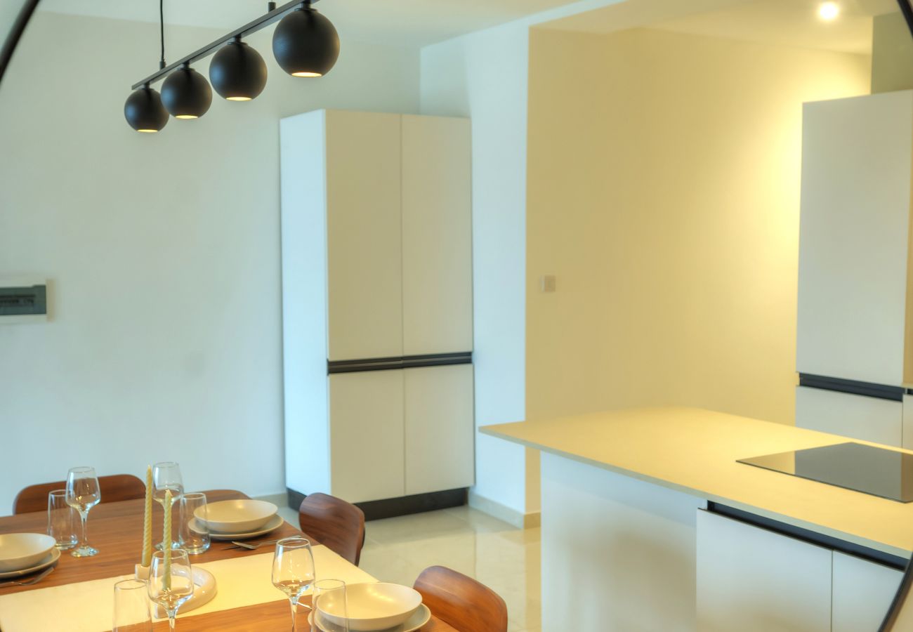 Apartamento en Gzira - Luxury&stylish 2bedroom seafront, balcony GOGZR-4