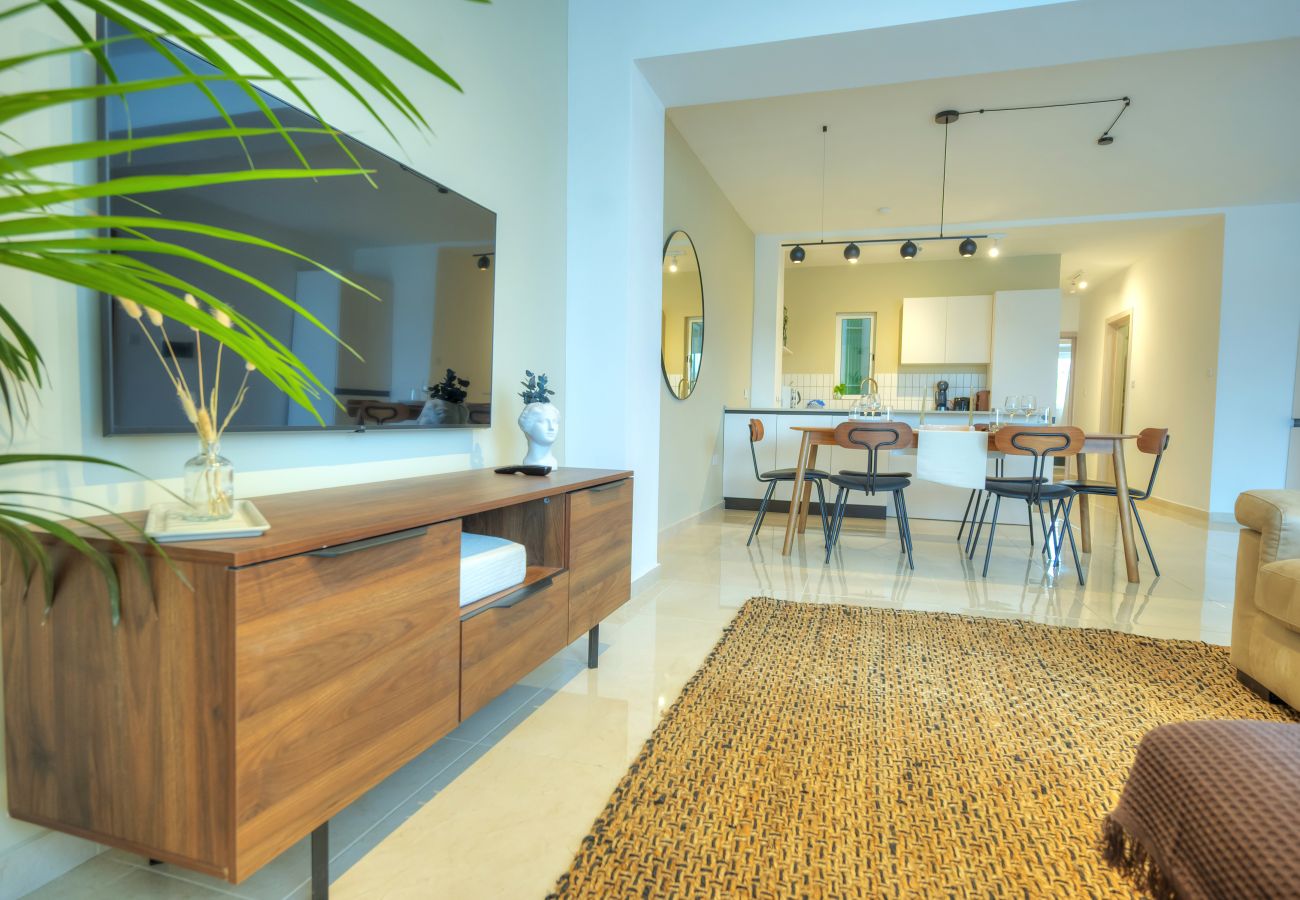 Apartamento en Gzira - Luxury&stylish 2bedroom seafront, balcony GOGZR-4