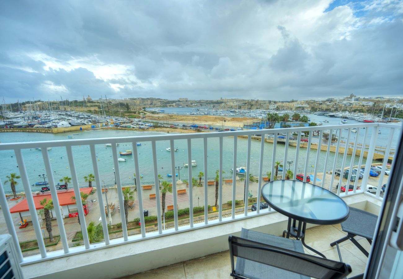Apartamento en Gzira - Luxury&stylish 2bedroom seafront, balcony GOGZR-4