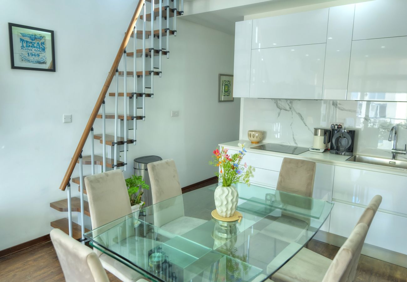 Apartamento en Sliema - Roof terrace, Seaview 3 bedroom penthouse GOSLM-11