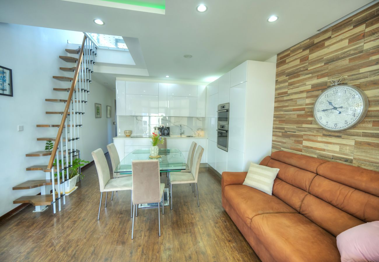 Apartamento en Sliema - Roof terrace, Seaview 3 bedroom penthouse GOSLM-11