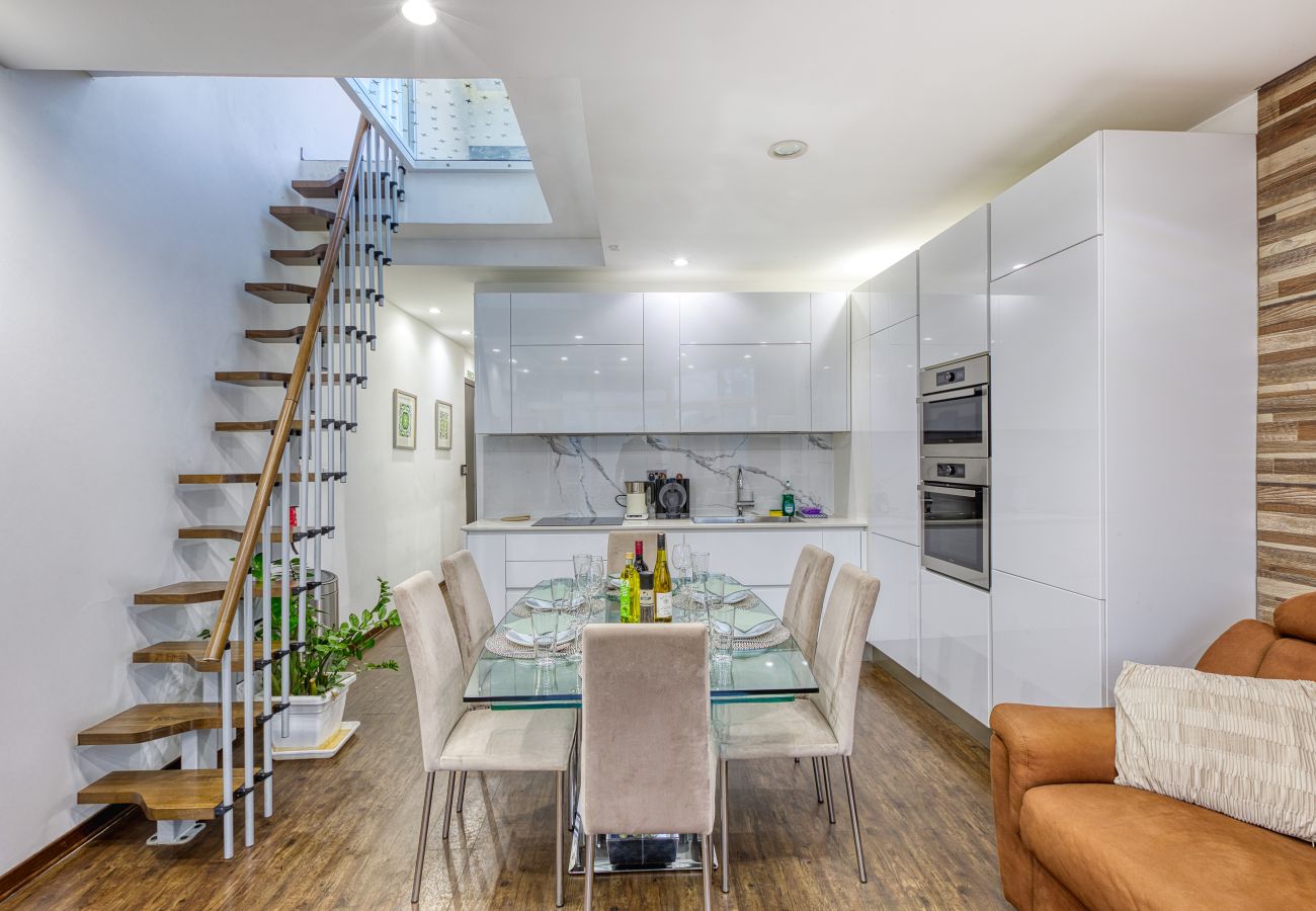 Apartamento en Sliema - Roof terrace, Seaview 3 bedroom penthouse GOSLM-11