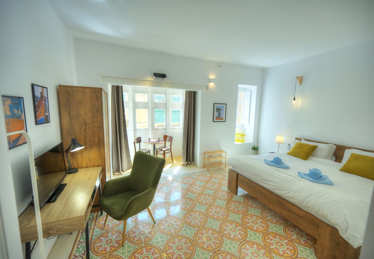 Apartamento en Floriana - Charming 1bedroom,roof terrace near Valletta DAZZ1