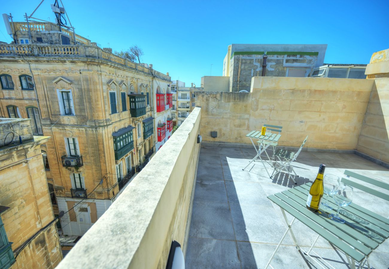 Apartamento en Floriana - Charming 1bedroom,roof terrace near Valletta DAZZ1