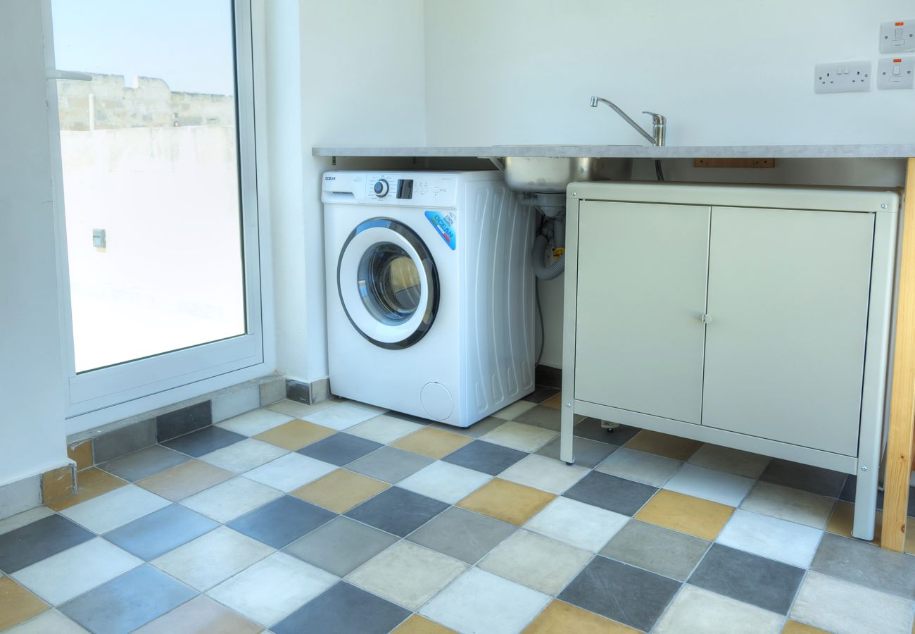 Apartamento en Floriana - Charming 1bedroom,roof terrace near Valletta DAZZ1