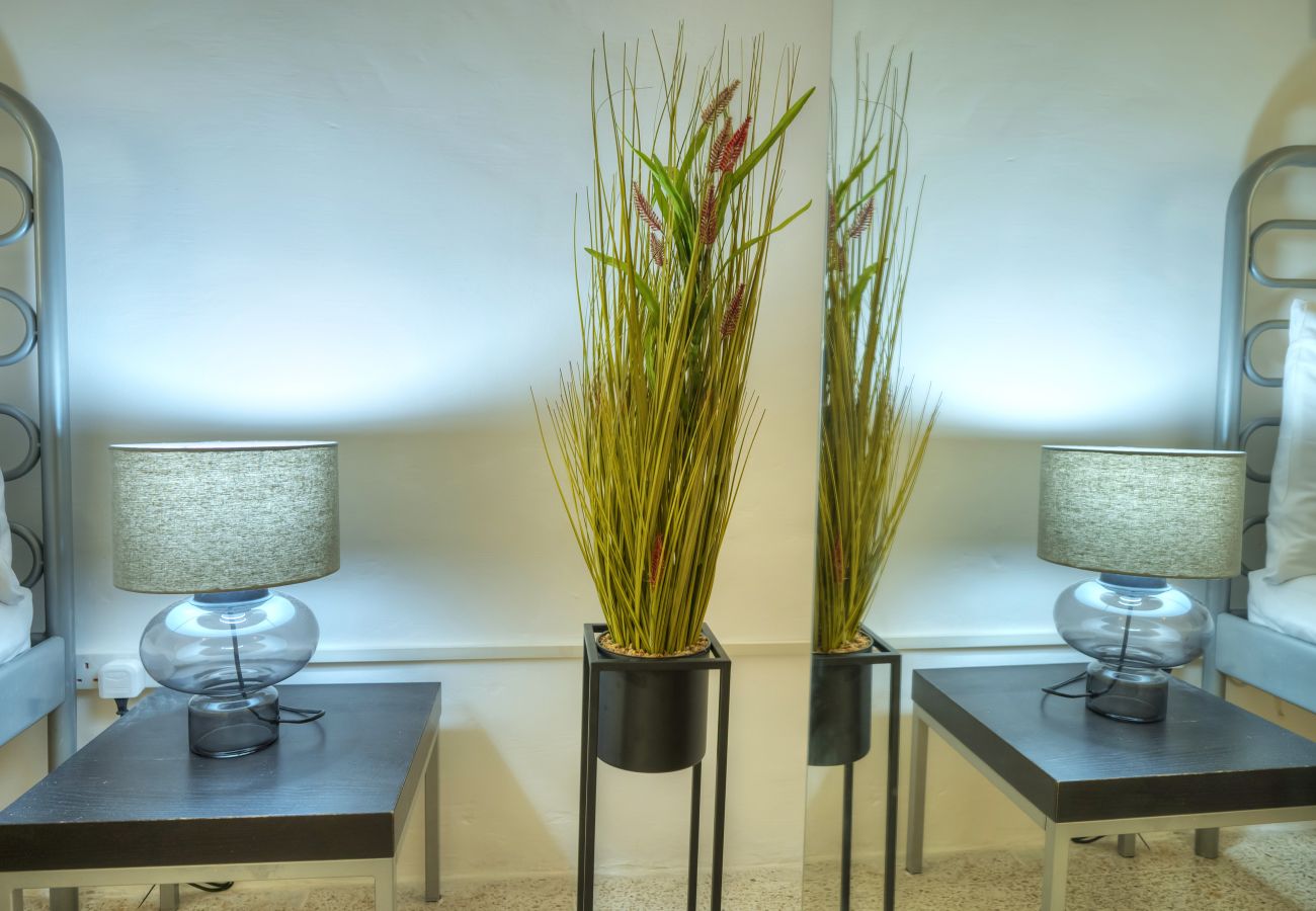 Apartamento en Sliema - Spacious, cozy 2bedroom near Sliema seafront MKIM1-1