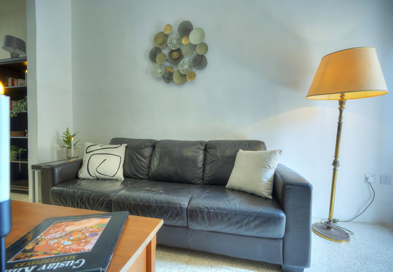 Apartamento en Sliema - Spacious, cozy 2bedroom near Sliema seafront MKIM1-1
