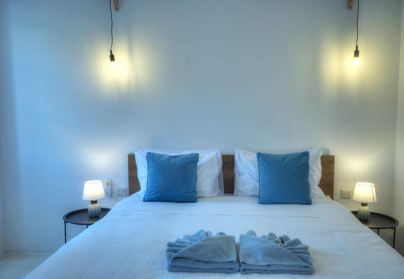 Apartamento en Floriana - Cozy 1bedroom, roof terrace near Valletta DAZZ2