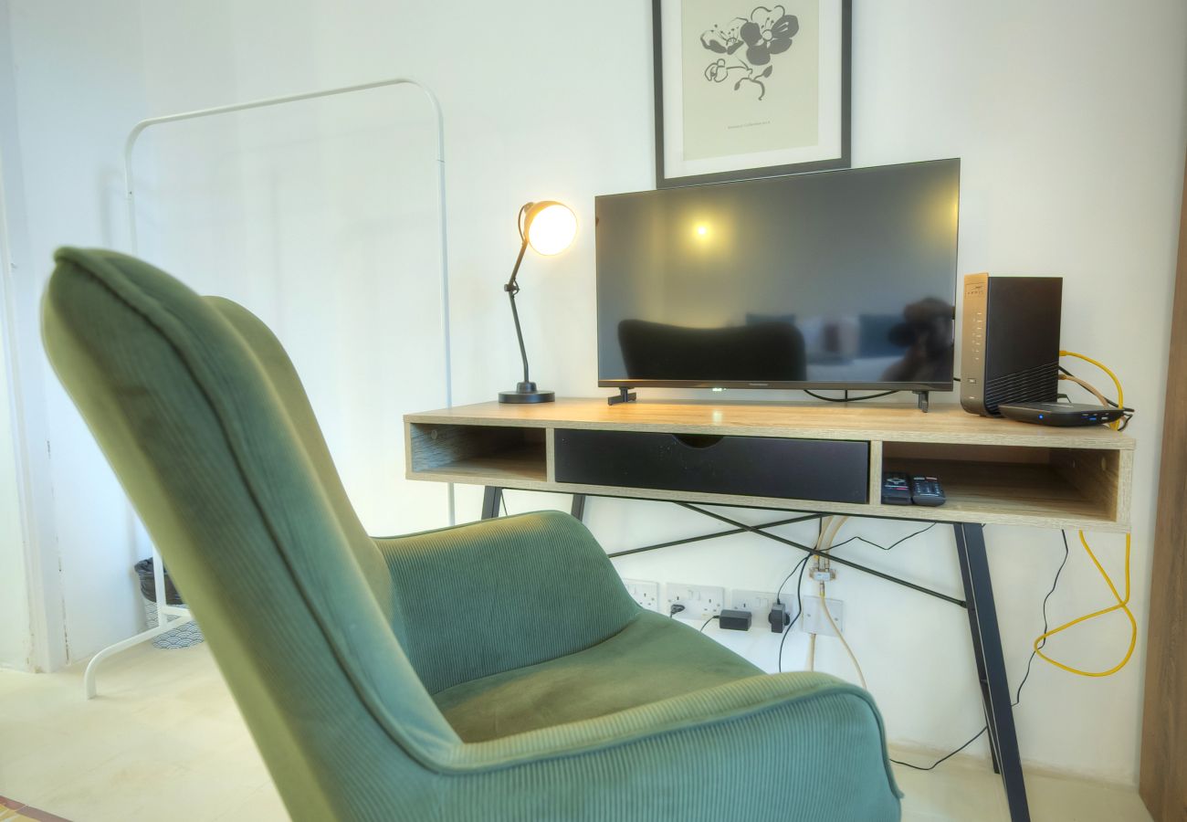 Apartamento en Floriana - Cozy 1bedroom, roof terrace near Valletta DAZZ2