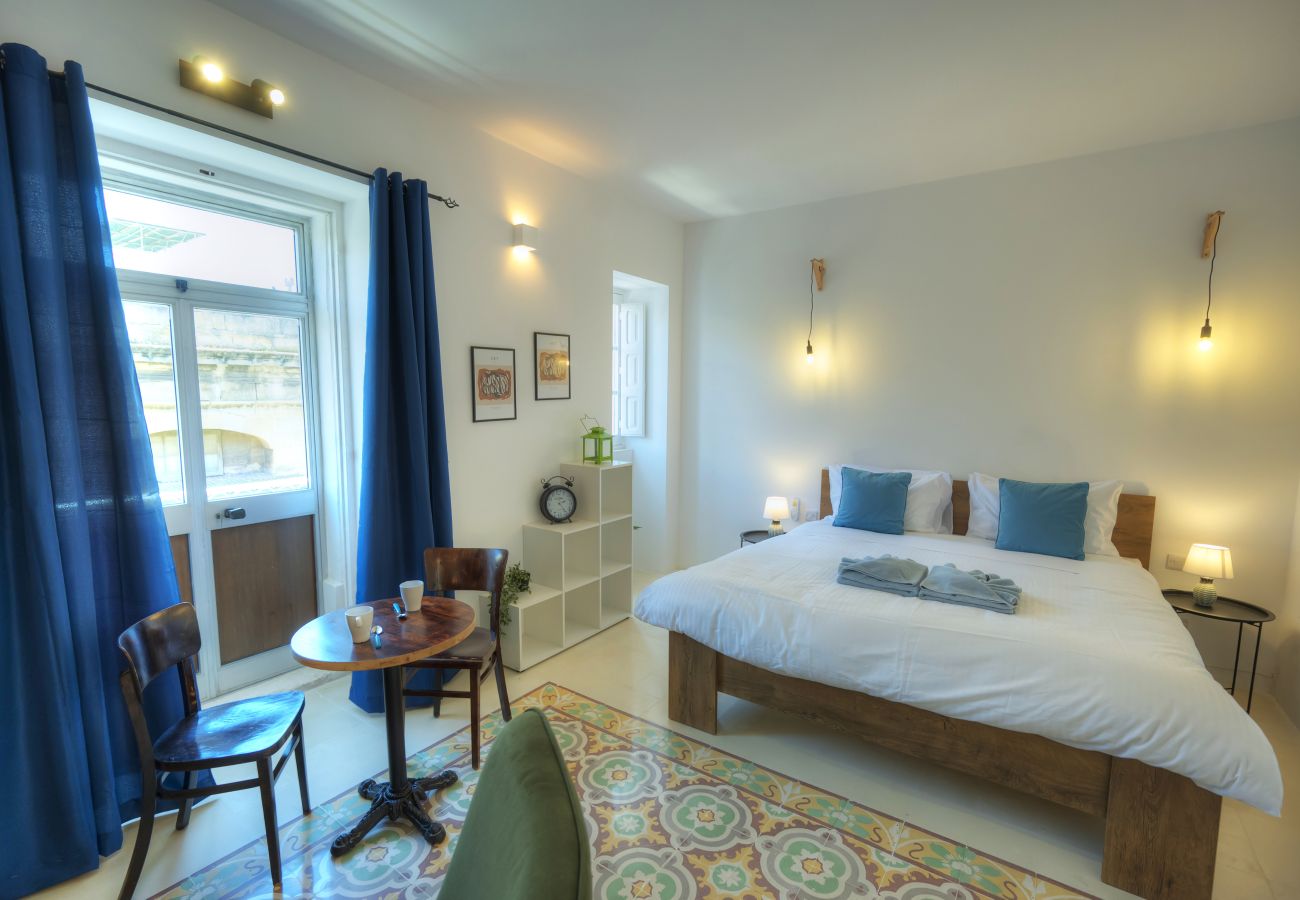 Apartamento en Floriana - Cozy 1bedroom, roof terrace near Valletta DAZZ2