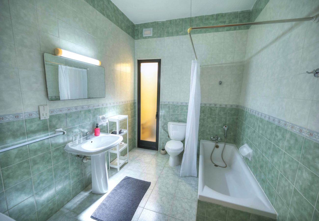 Apartamento en Sliema - Spacious apartment, large yard, near beach PMIC1