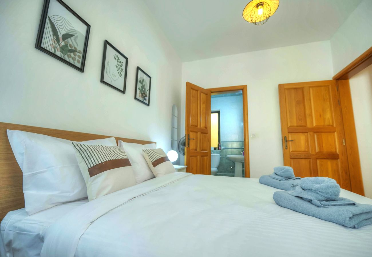 Apartamento en Sliema - Large & cozy flat, spacious yard, near beach PMIC2