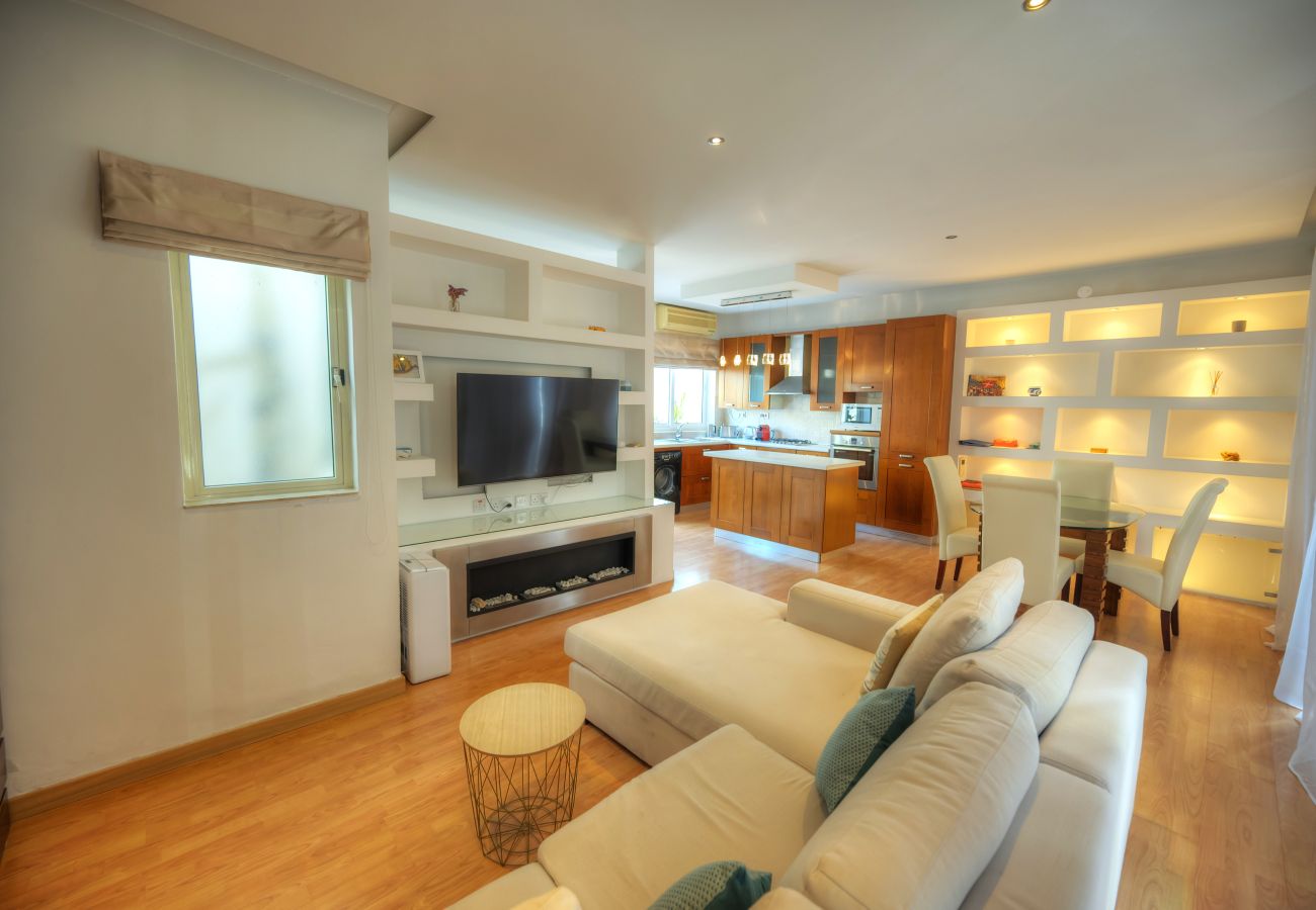 Apartamento en Sliema - Modern duplex 3 bedroom with sun terrace VMAU1-1