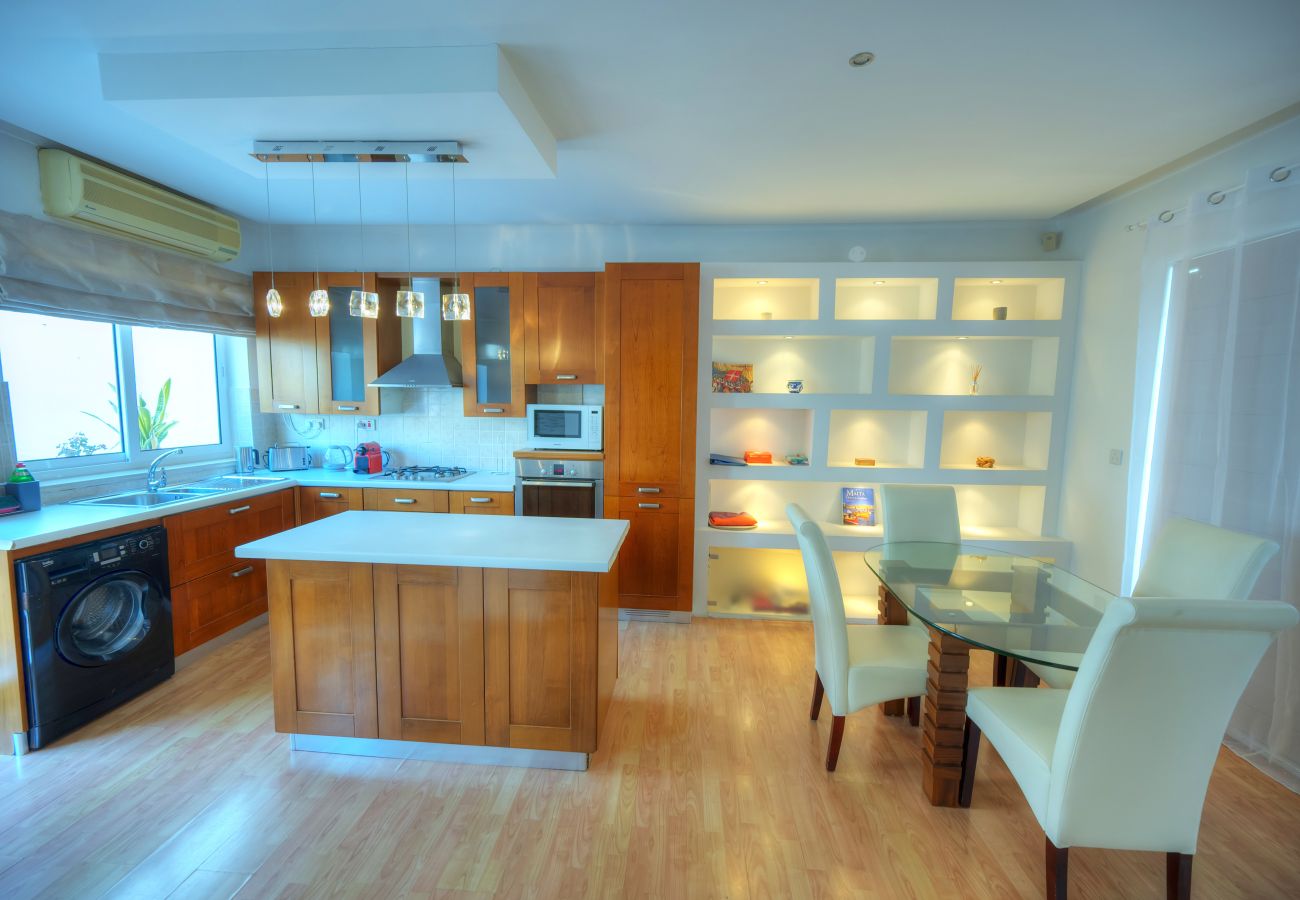Apartamento en Sliema - Modern duplex 3 bedroom with sun terrace VMAU1-1