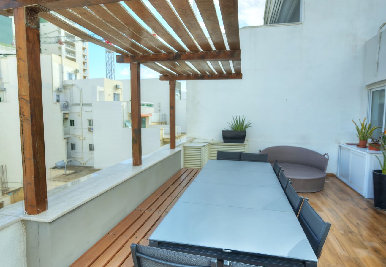 Apartamento en Sliema - Modern duplex 3 bedroom with sun terrace VMAU1-1