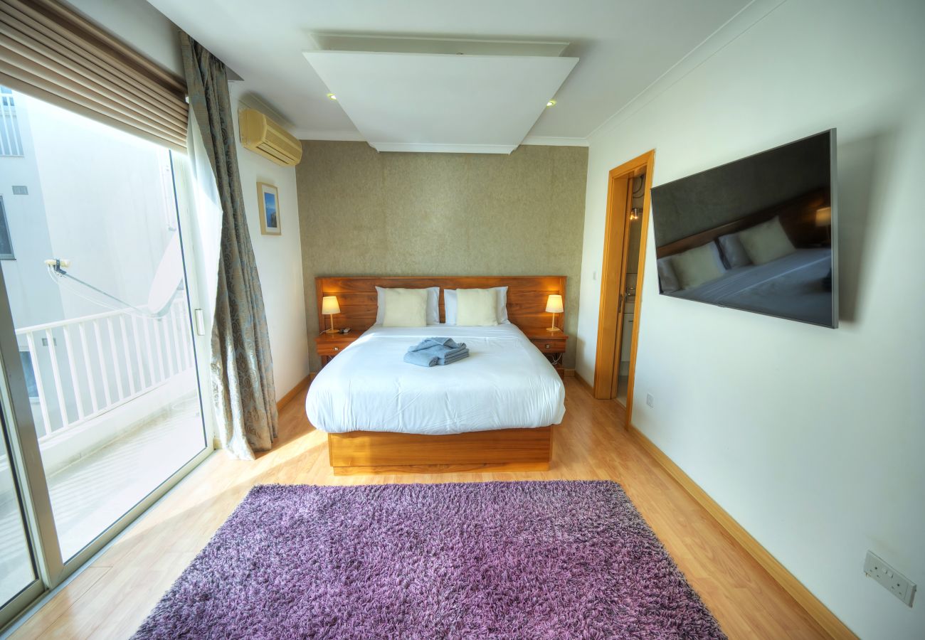 Apartamento en Sliema - Modern duplex 3 bedroom with sun terrace VMAU1-1