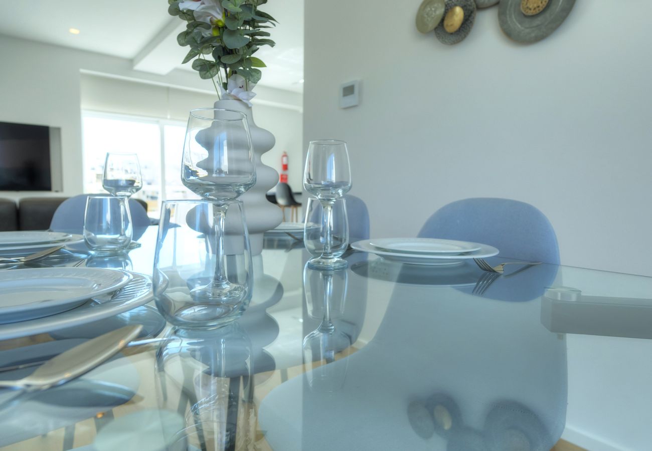 Apartamento en Swieqi - Elegant 2 bedrooms, large sun terrace, pool GCAT1-1