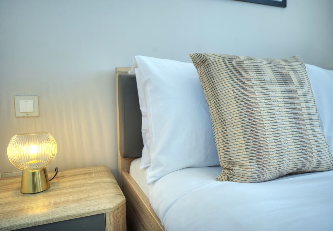 Apartamento en Swieqi - Elegant 2 bedrooms, large sun terrace, pool GCAT1-1