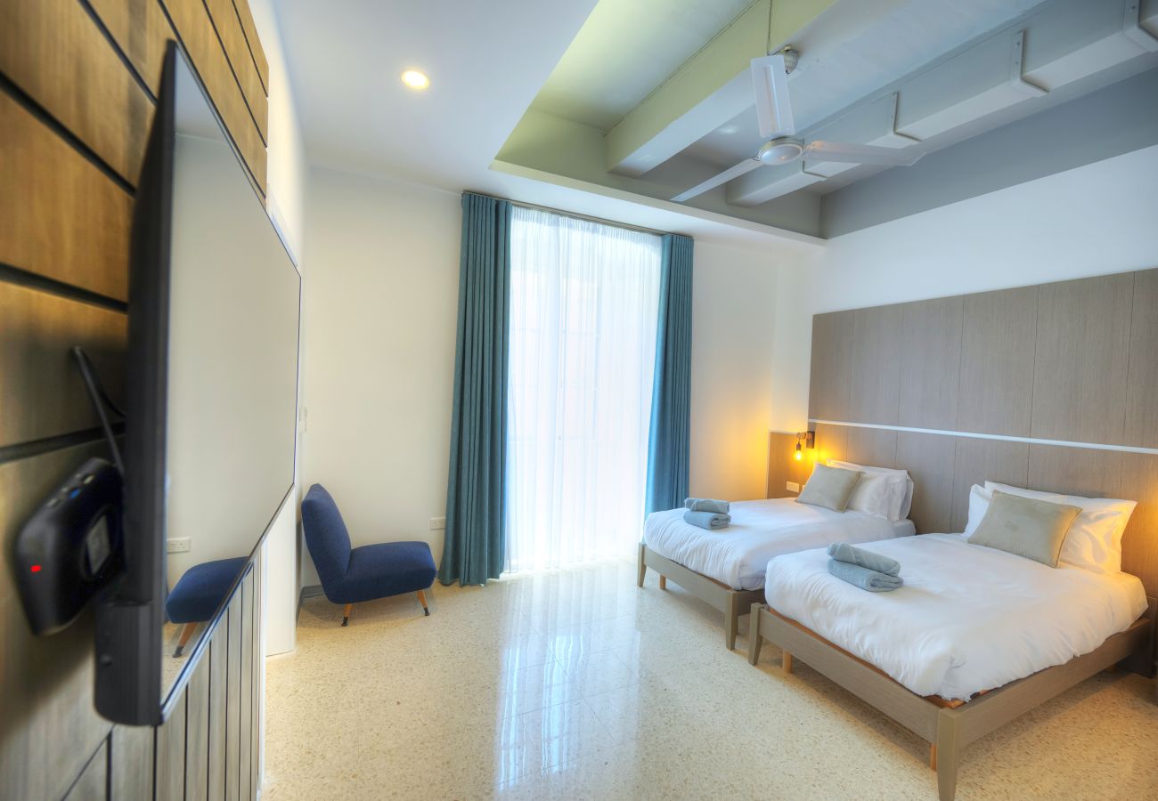 Apartamento en Valletta - Tasteful 2bedrooms with Maltese balcony MCOP1-2