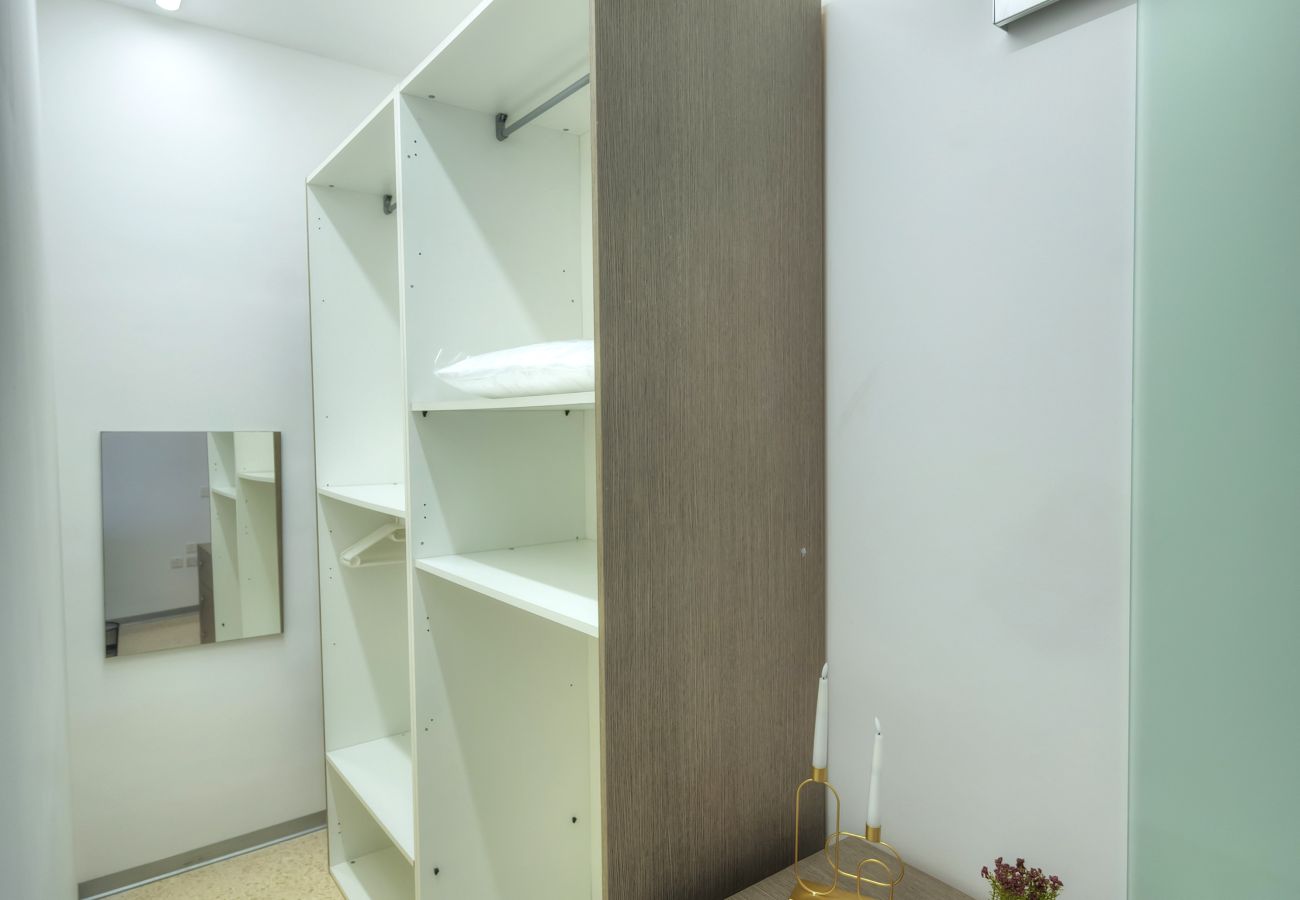 Apartamento en Valletta - Tasteful 2bedrooms with Maltese balcony MCOP1-2