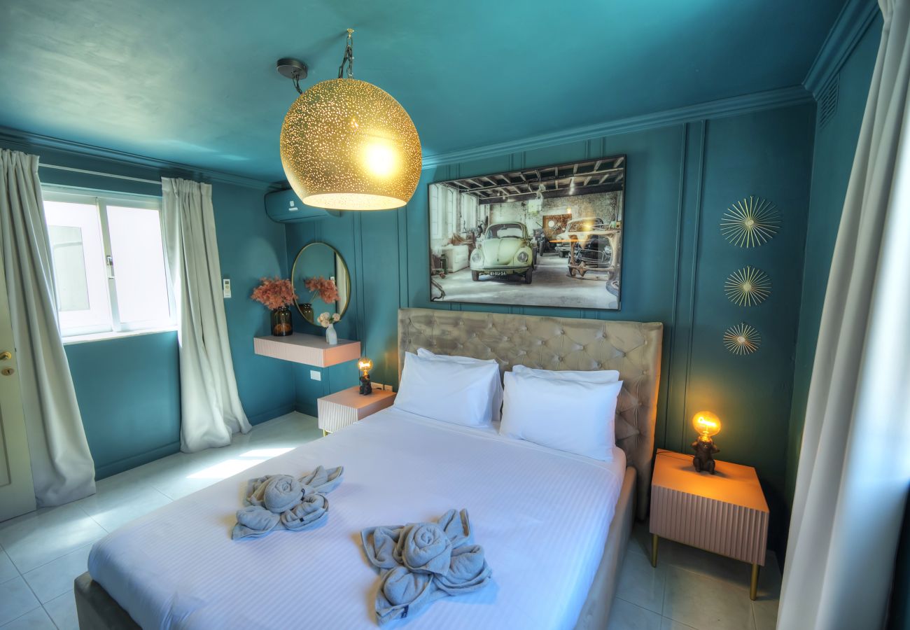 Apartamento en Sliema - Beautiful penthouse, sun terrace, jacuzzi GOSLM8