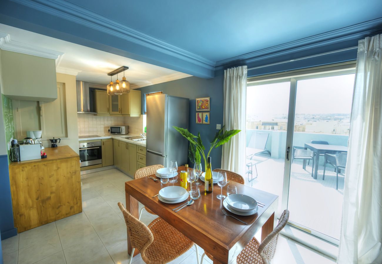 Apartamento en Sliema - Beautiful penthouse, sun terrace, jacuzzi GOSLM8