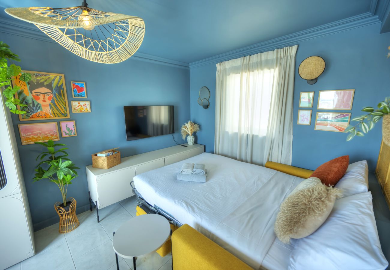 Apartamento en Sliema - Beautiful penthouse, sun terrace, jacuzzi GOSLM8