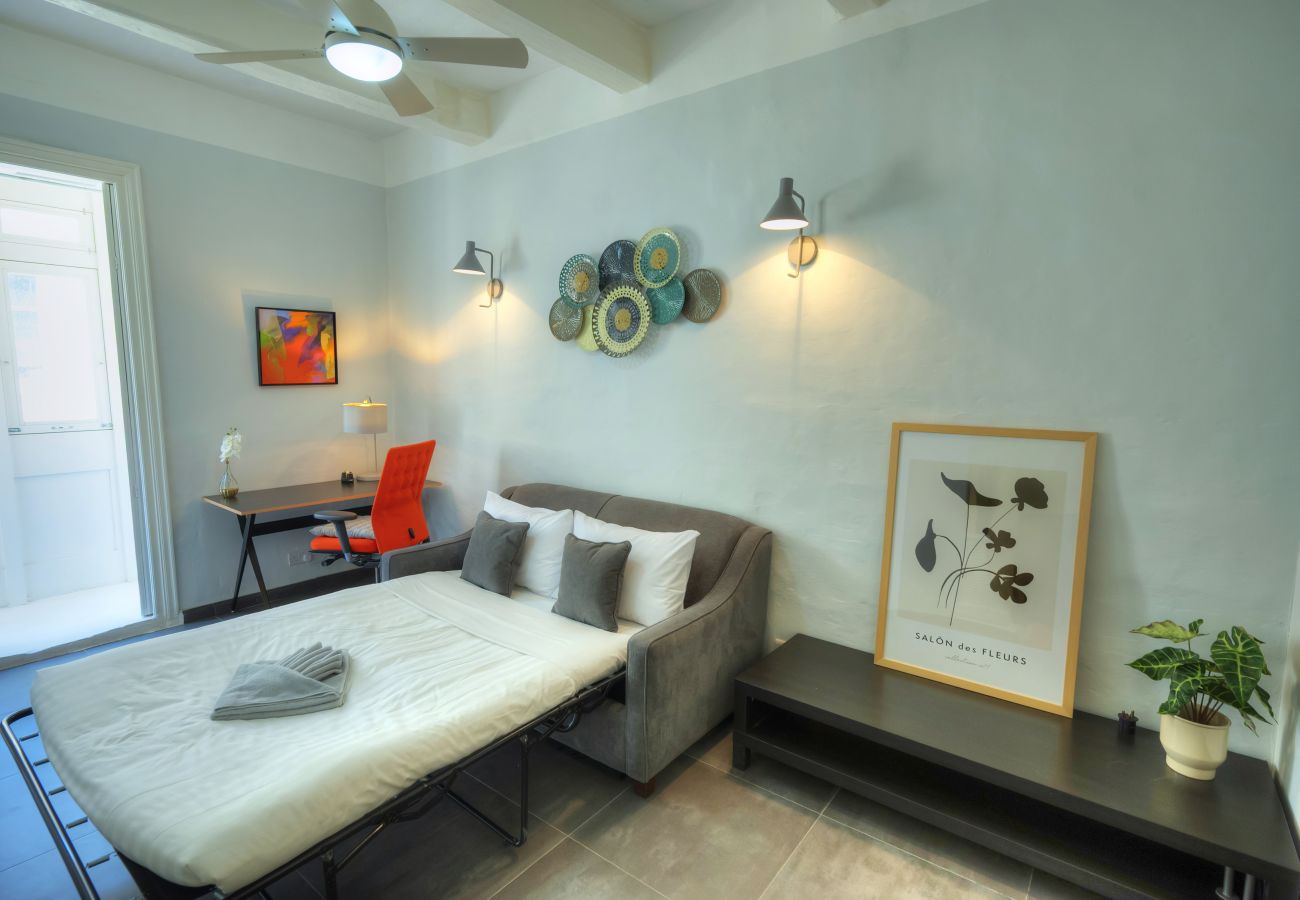 Casa adosada en Floriana - Traditional townhouse, terrace near Valletta WENG1-1