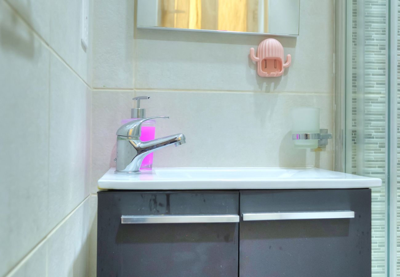 Apartamento en Gzira - Charming 2 bedroom near Sliema seafront YBON1-1