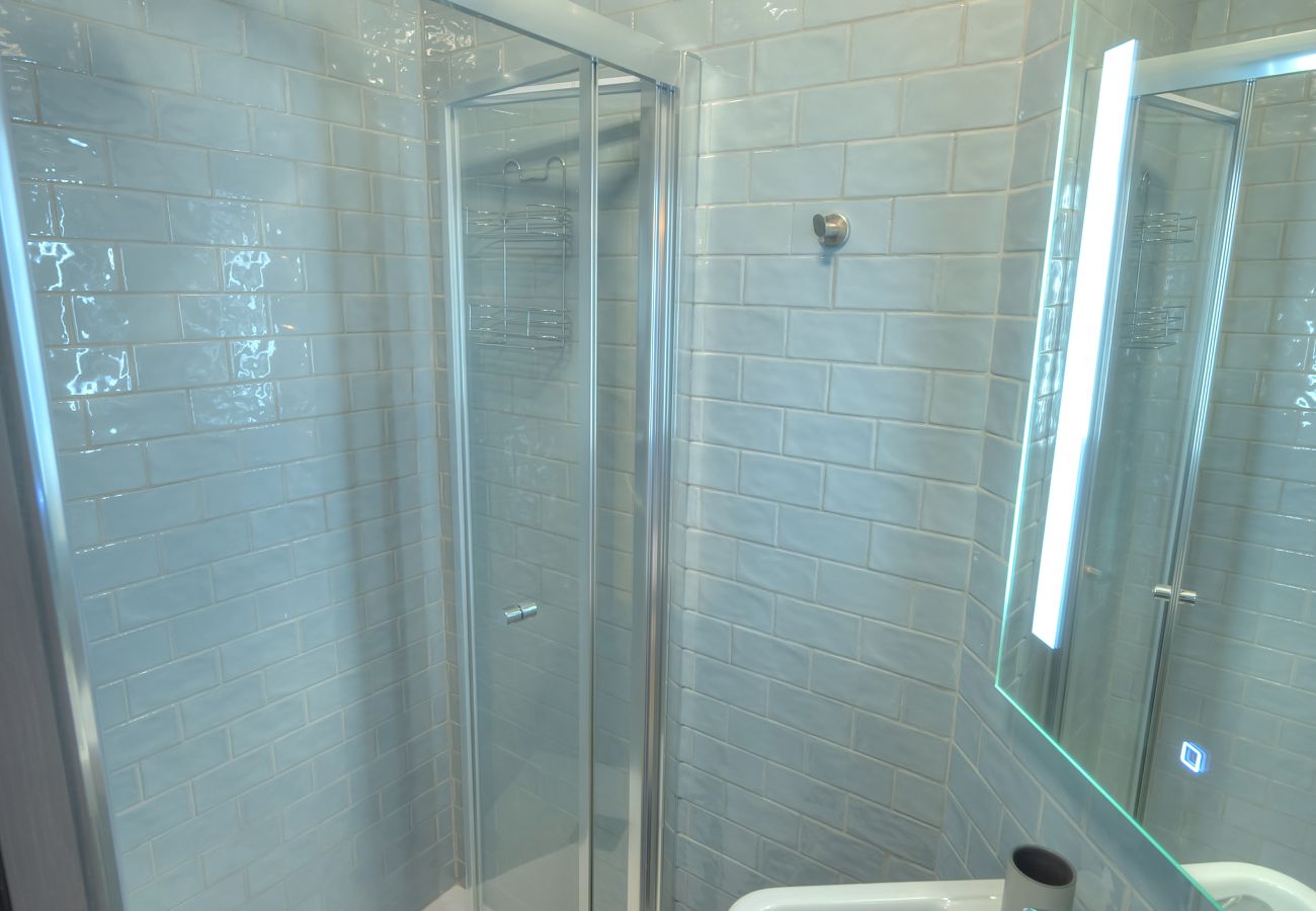 Apartamento en Sliema - Beautifully furnished, cosy 2bedroom flat GOSLM-12