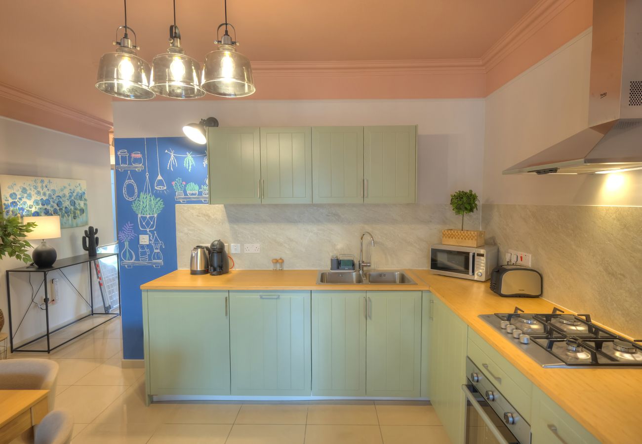 Apartamento en Sliema - Beautifully furnished, cosy 2bedroom flat GOSLM-12