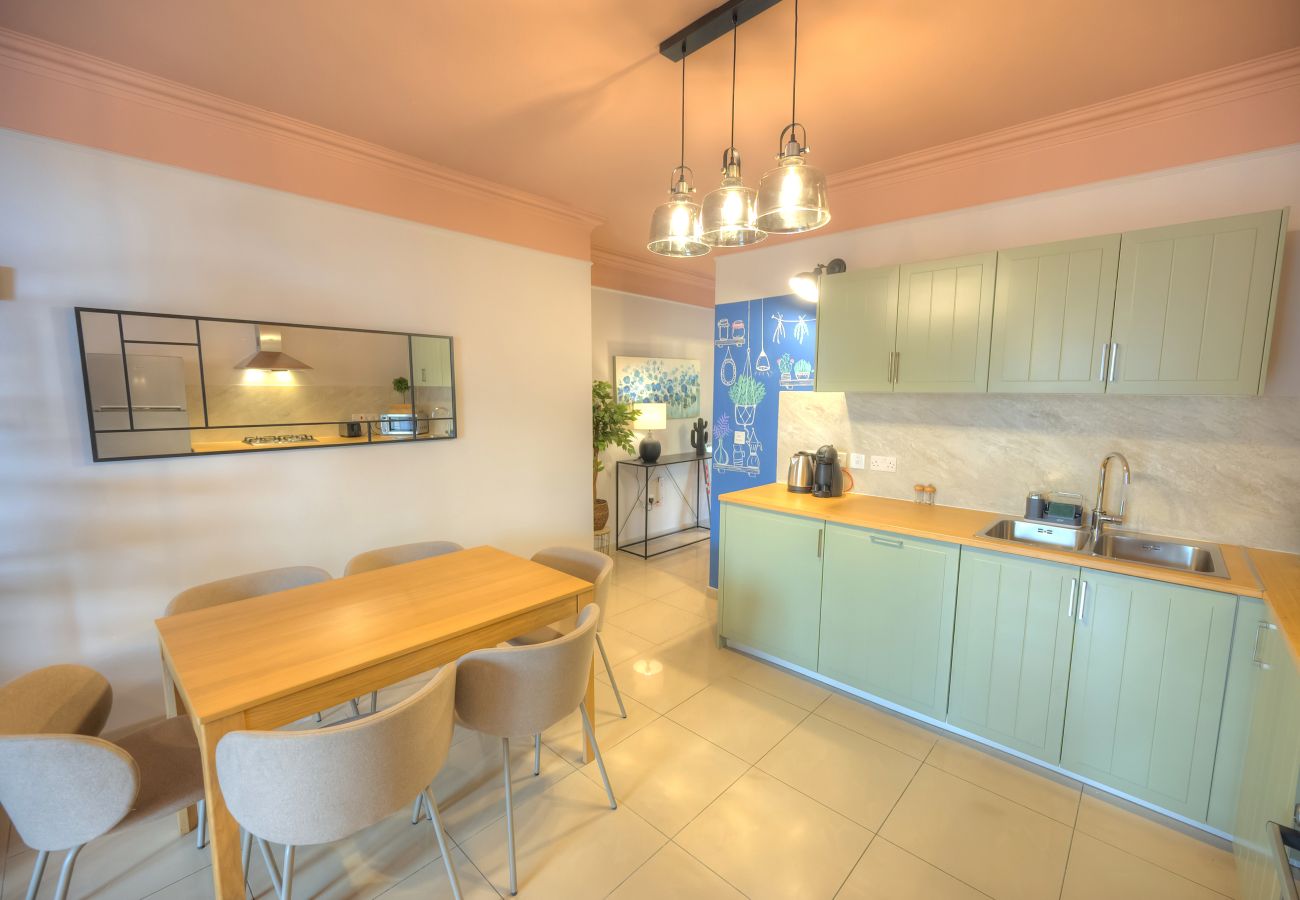 Apartamento en Sliema - Beautifully furnished, cosy 2bedroom flat GOSLM-12