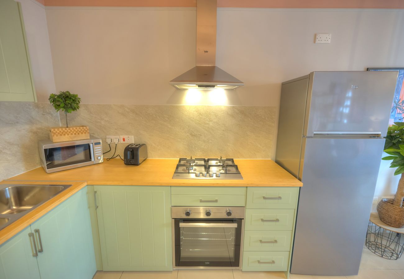 Apartamento en Sliema - Beautifully furnished, cosy 2bedroom flat GOSLM-12