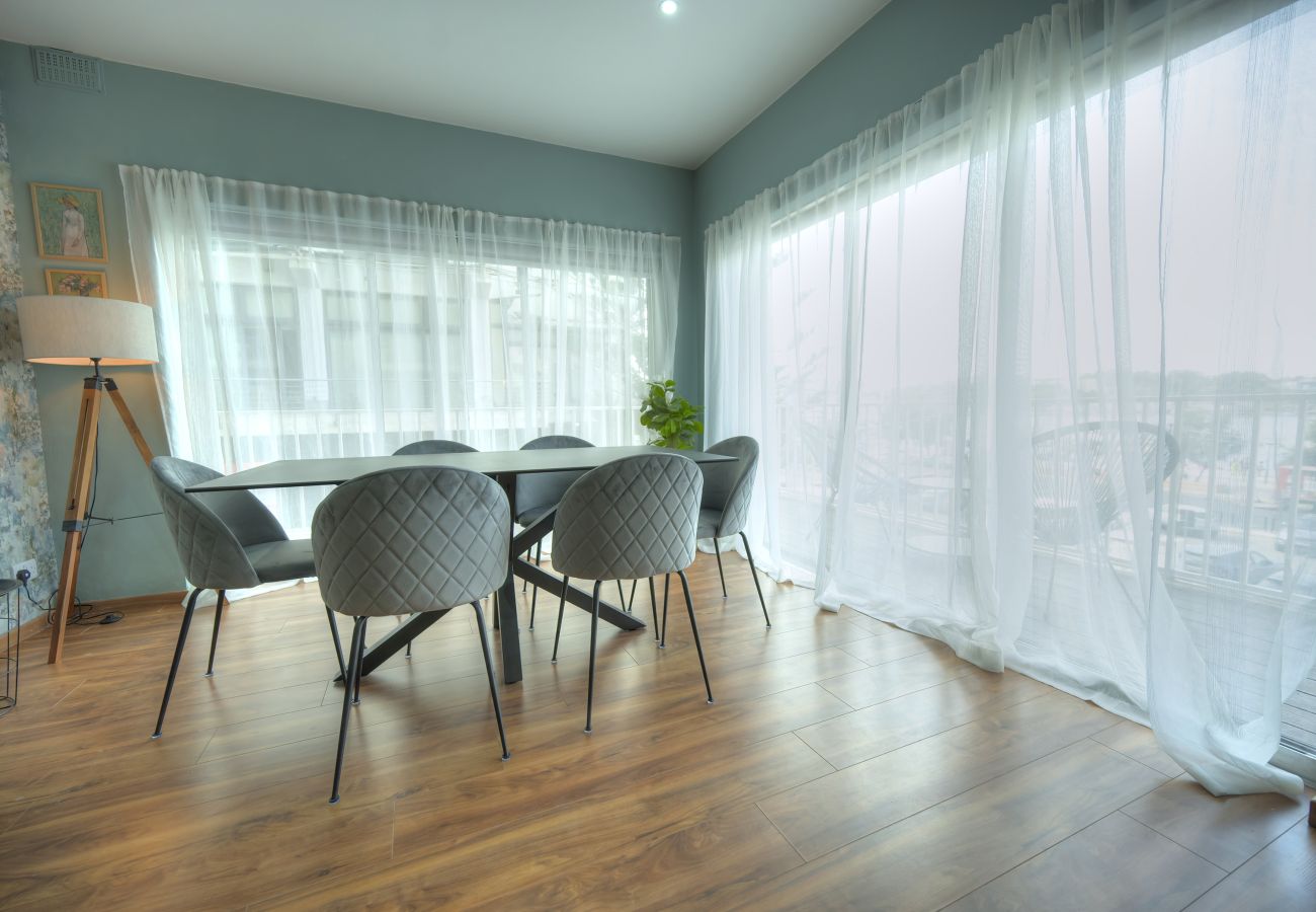 Apartamento en Sliema - Stylish, large 3bedroom, seafront terrace GOSLM-13