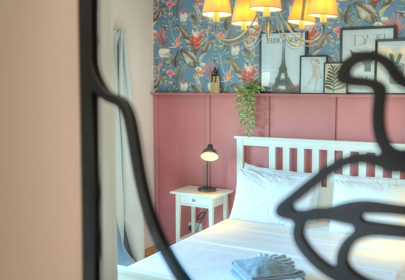 Apartamento en Sliema - Stylish, large 3bedroom, seafront terrace GOSLM-13